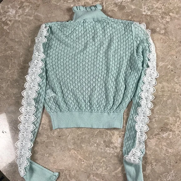 Zara Sheer Mint Green Turtleneck with Lace trim on Sleeves Size Small - Picture 7 of 7